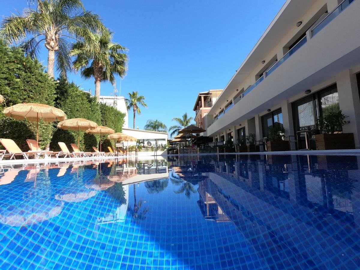Paradise Bar Apartments Plános Buitenkant foto